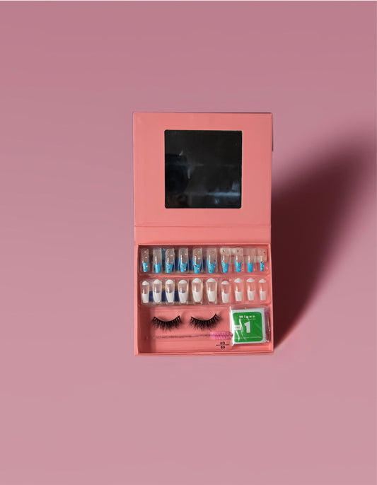 Frosty|On-the-Go Beauty Box