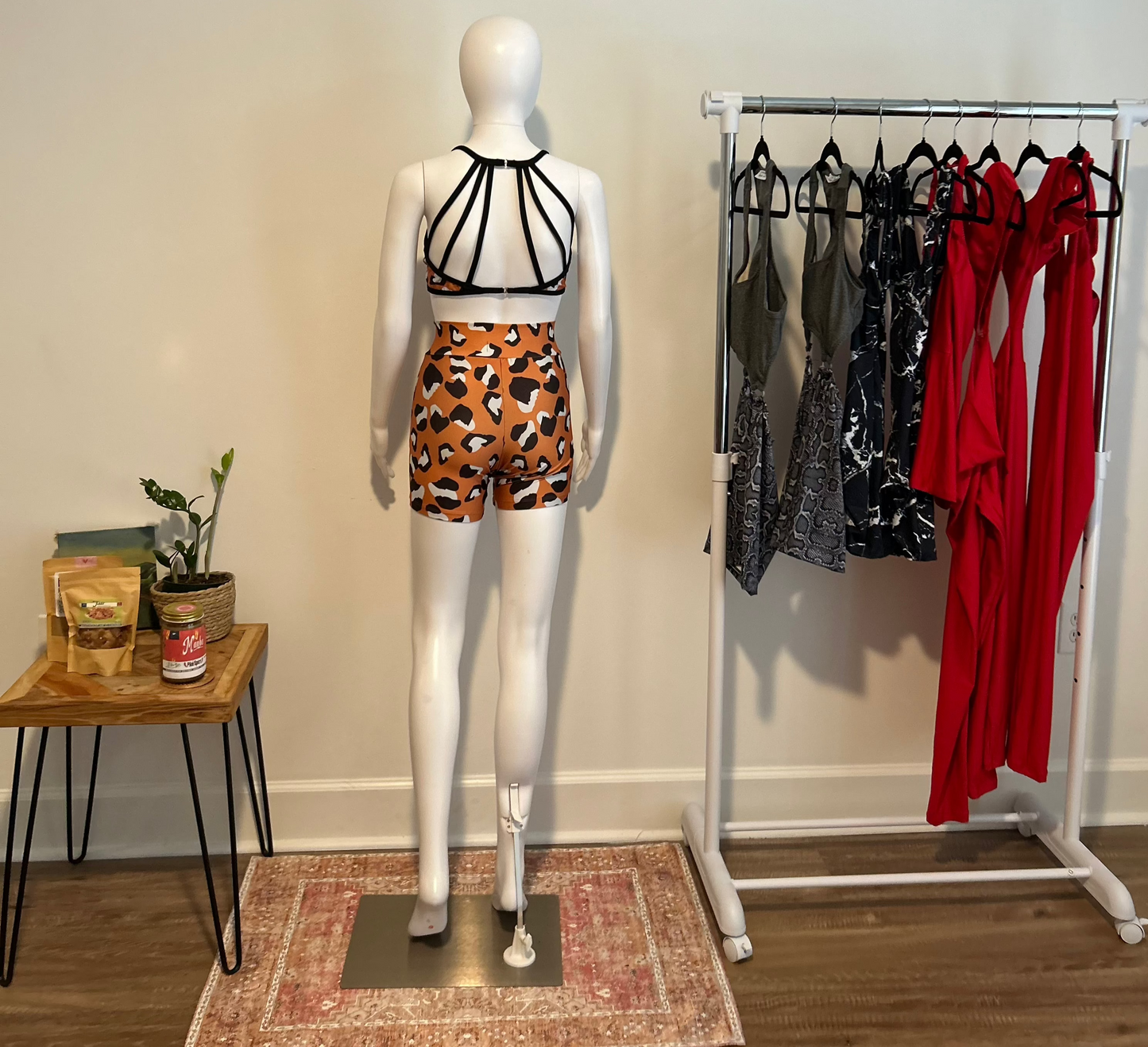 Giraffe Crisscross One-Piece Shorts Set